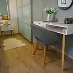 Paula With Private Jacuzzi And Parking- Near The アパート *