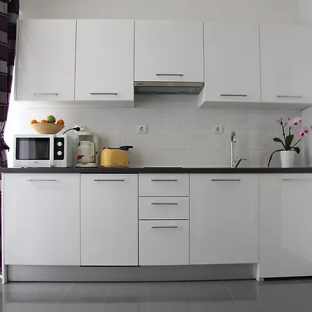 Paula With Private Jacuzzi And Parking- Near The *