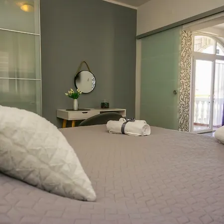 Paula With Private Jacuzzi And Parking- Near The * Zadar