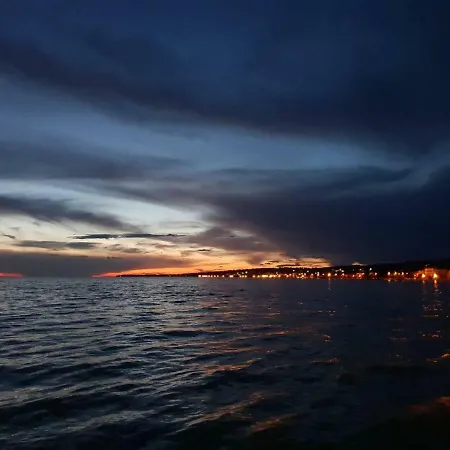 Appartement Paula With Private Jacuzzi And Parking- Near The Zadar