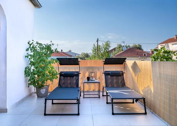 아파트 Paula With Private Jacuzzi And Parking- Near The *