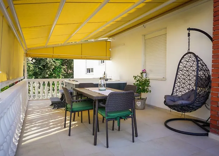 아파트 Paula With Private Jacuzzi And Parking- Near The